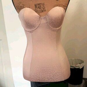 strapless beige shapewear